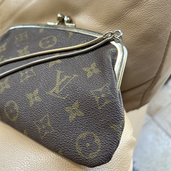 💼SUPER RARE VINTAGE KISS LOCK wristlet/purse - Picture 8 of 9